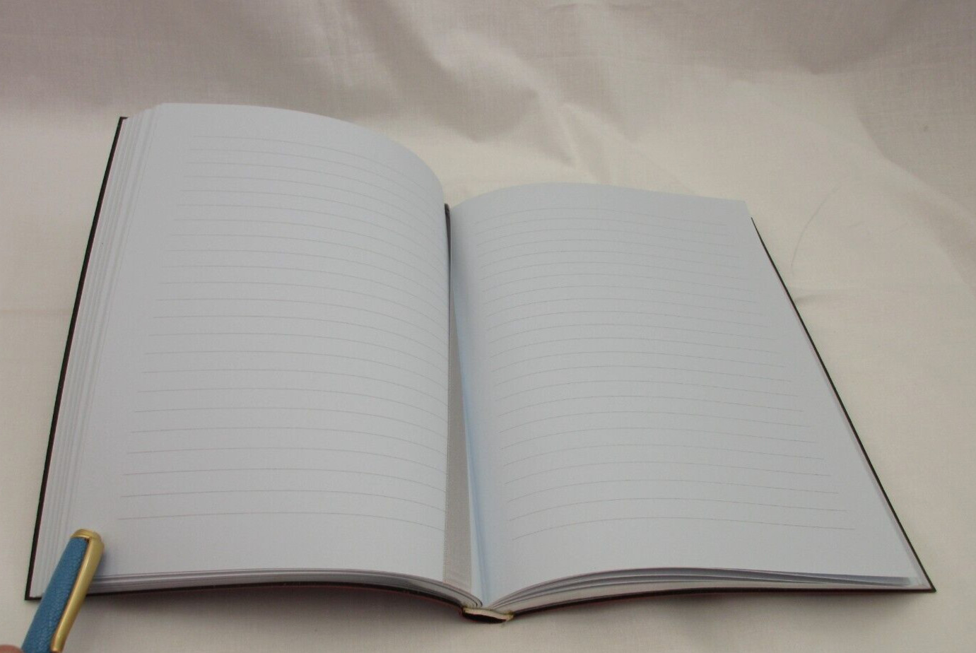Levenger Journal 9″ Leather Softcover 224 Lined Pages Blue