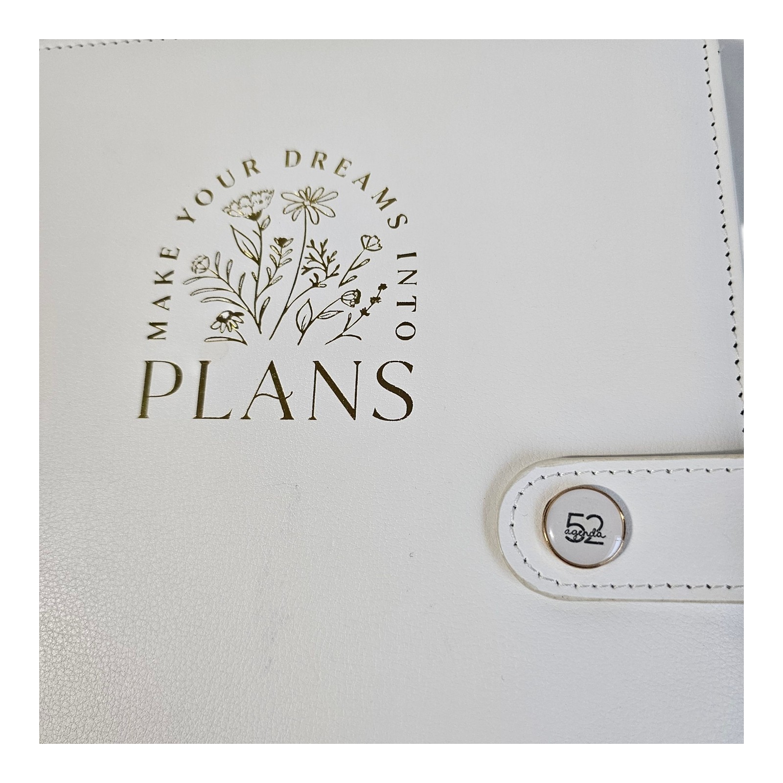 Agenda 52 The Paper Studio Binder 6 Ring Card Holders White DREAMS INTO PLANS