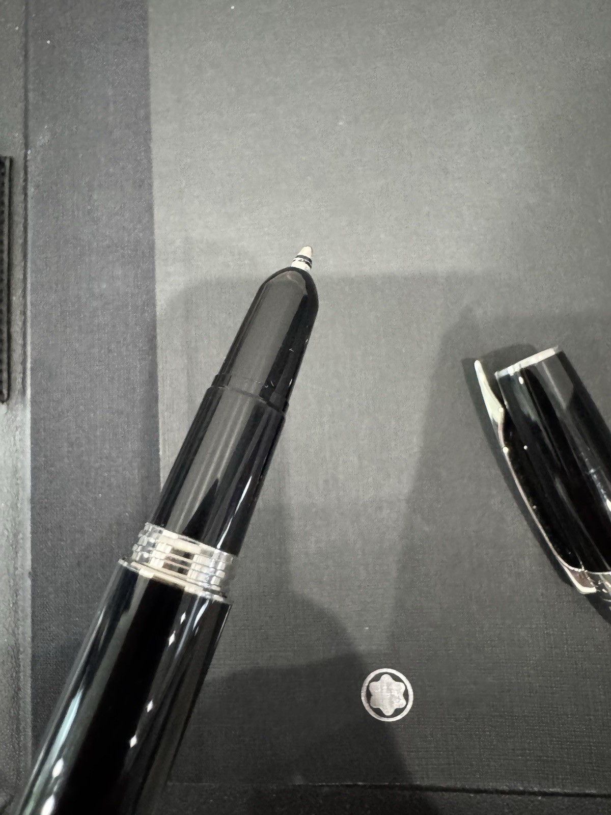 Montblanc Augmented Paper Leather Notebook Cover & Digitizer w/Starwalker Pen