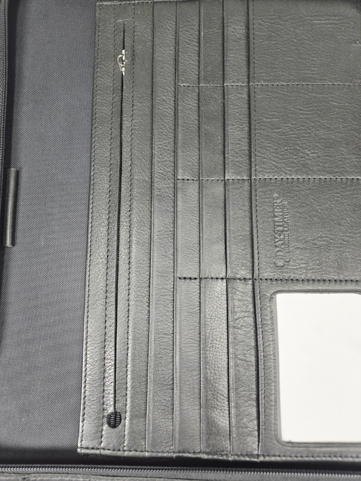 Vintage Daytimer Zip Around Organizer Planner Genuine Leather 11×13 Calender