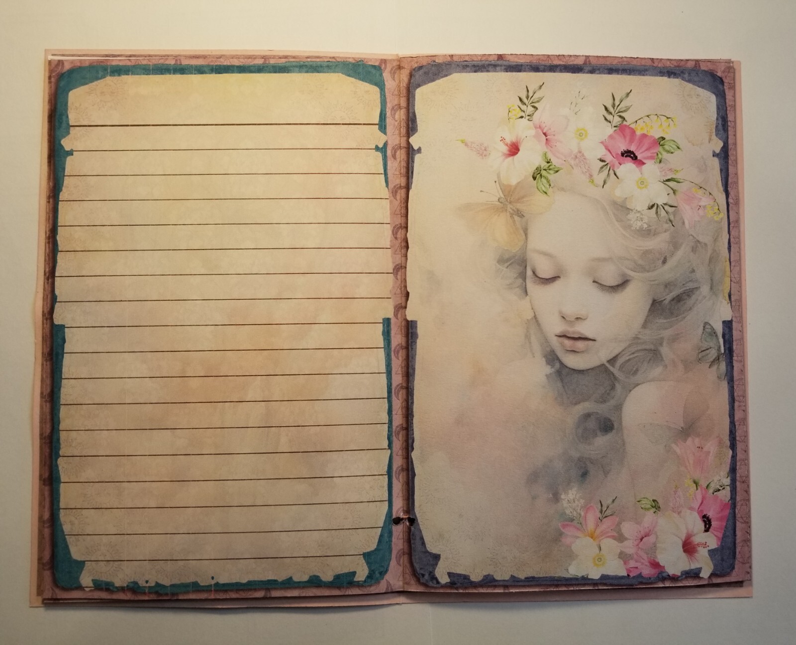 Junk Journal Blank Booklet “DREAMER” Dreamcatcher, Pastel LG 8.5″x5.5 ” 40pgs