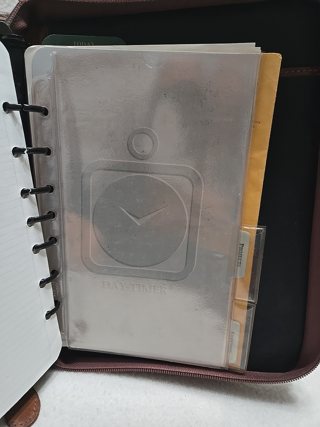 Vintage Day-Timer Tan Leather Planner 7 Ring Agenda Planner Zip Around