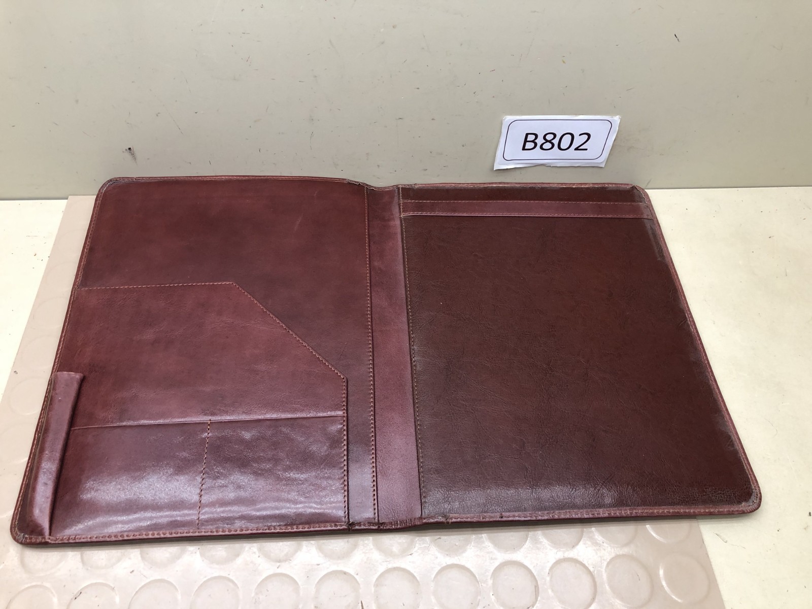 Vintage Padfolio 8.5×11 Letter Portfolio Pen Slot Burgundy