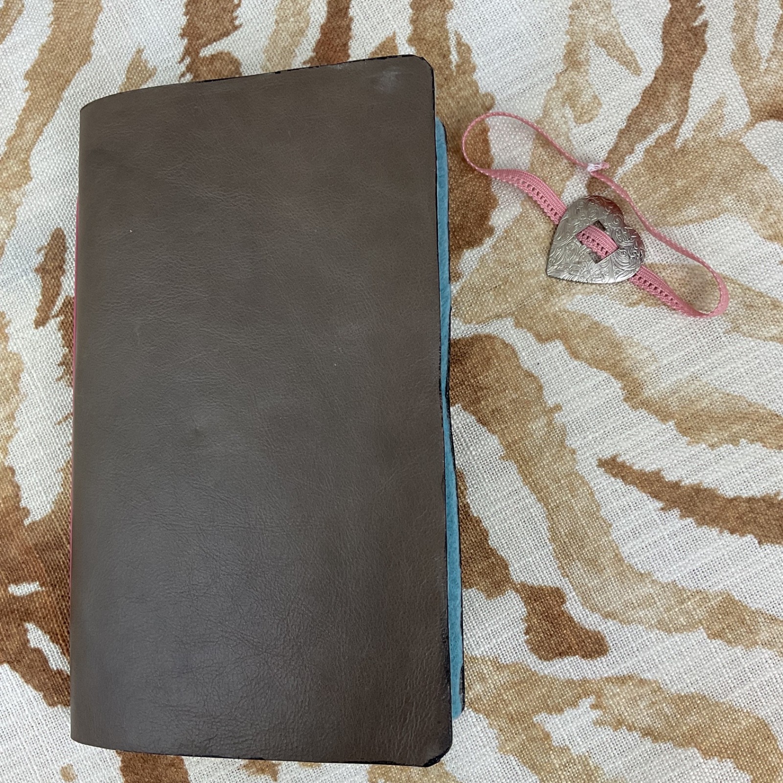 Handmade Gray Leather Travel Journal – Mixed Media Paper – 5 x 8 inch