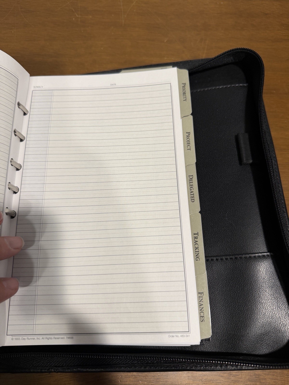 Vintage Day Runner Pro Business System Black Leather 7-Ring Binder Planner 8×10”