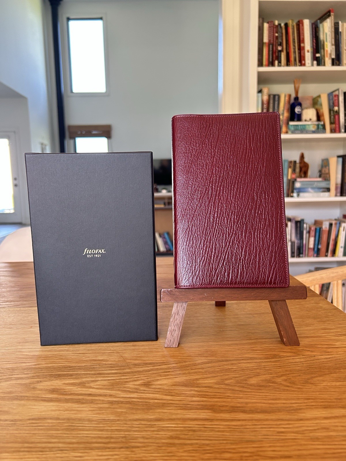 Filofax Chester Slimline Personal Size in Wine Organizer 6-Ring Planner Binder