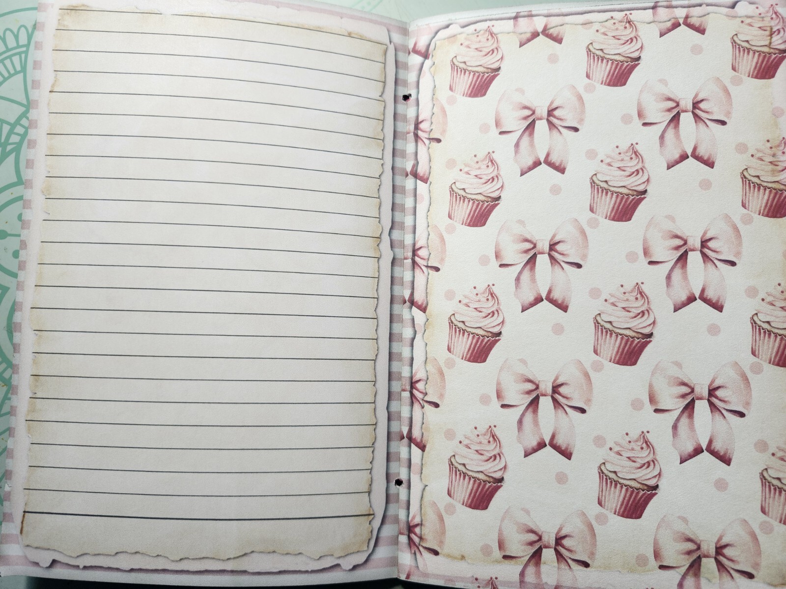 Junk Journal Booklet “PINK CHRISTMAS” Christmas Pink Holiday LG 9X6 40pgs