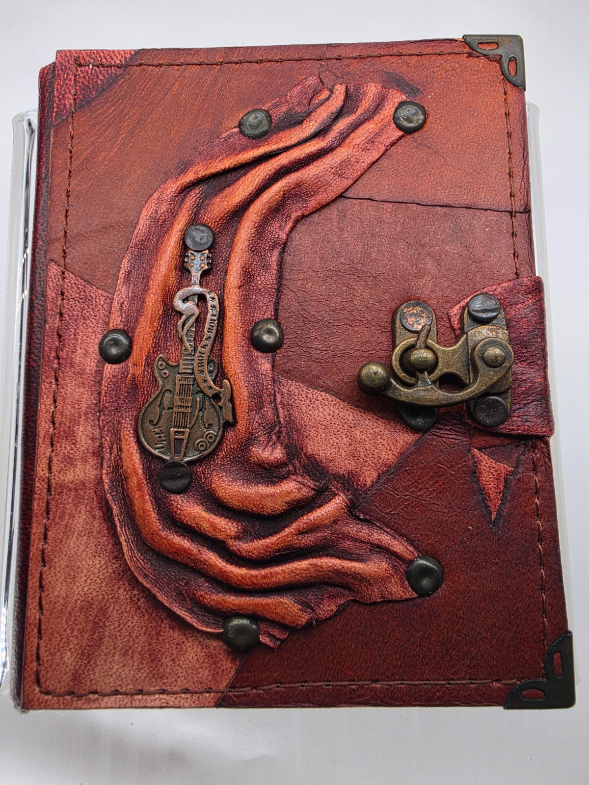 Handmade Leather Journal – 6″ x 4.5″ Small