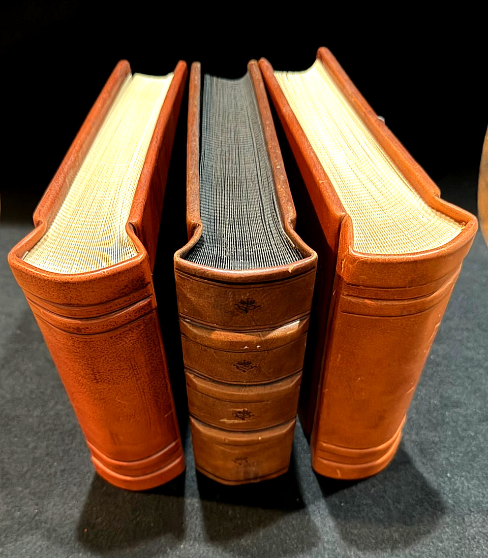 3 Daisy Arts Carved Leather Hand Made Writing Journals Made in Italy 7.5″ x 6.5″