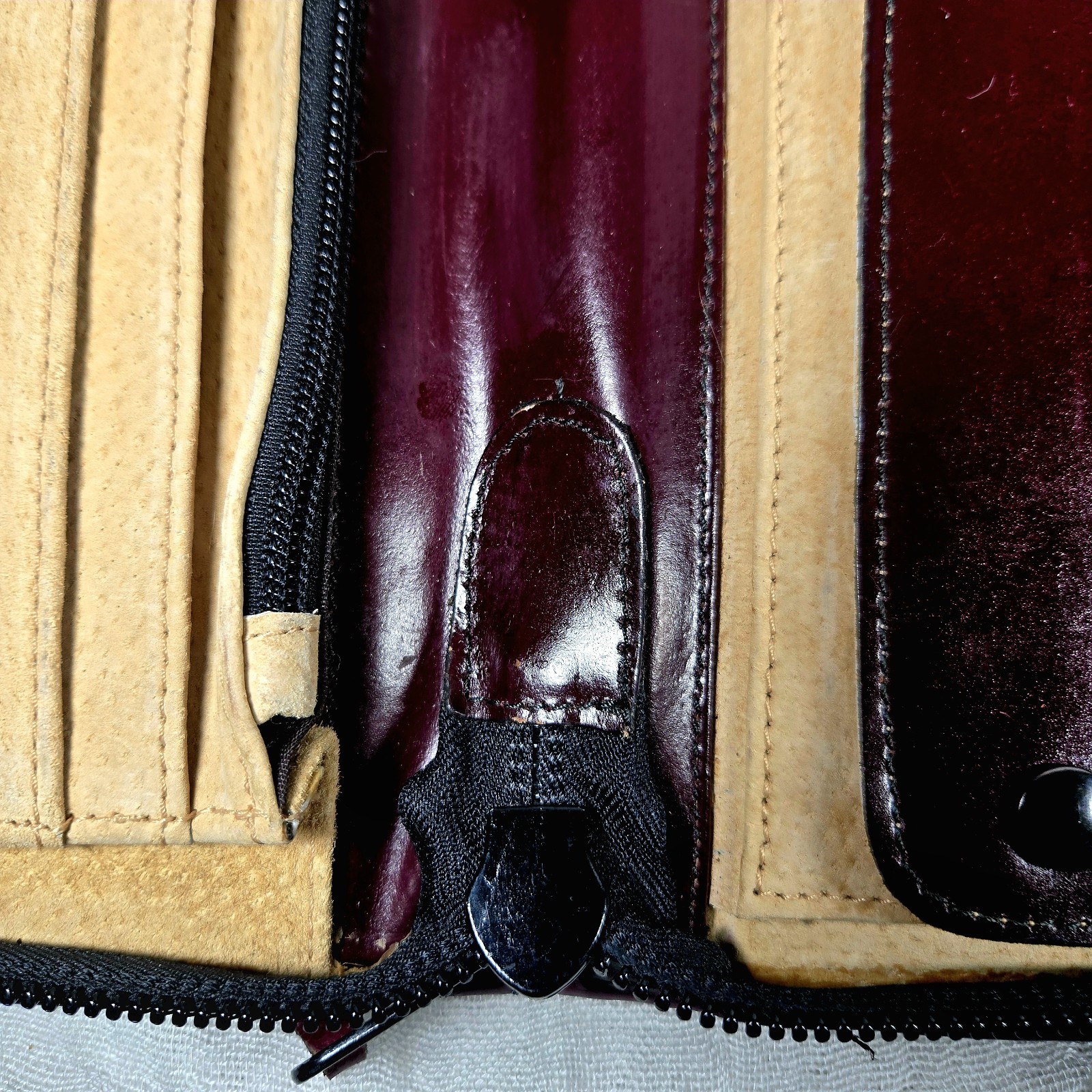 VTG Burgundy Genuine Top Grain Leather Portfolio Organizer Binder 14×10.5″ YKK Z