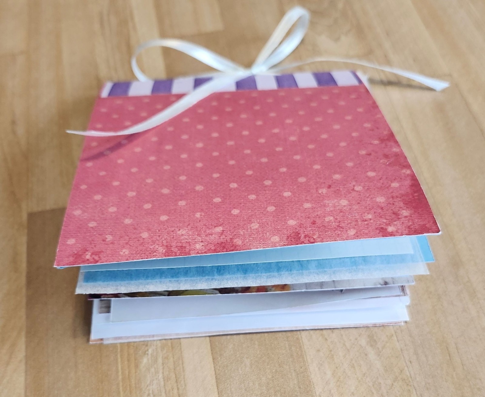 Junk journal Handmade 64 pages Colorful