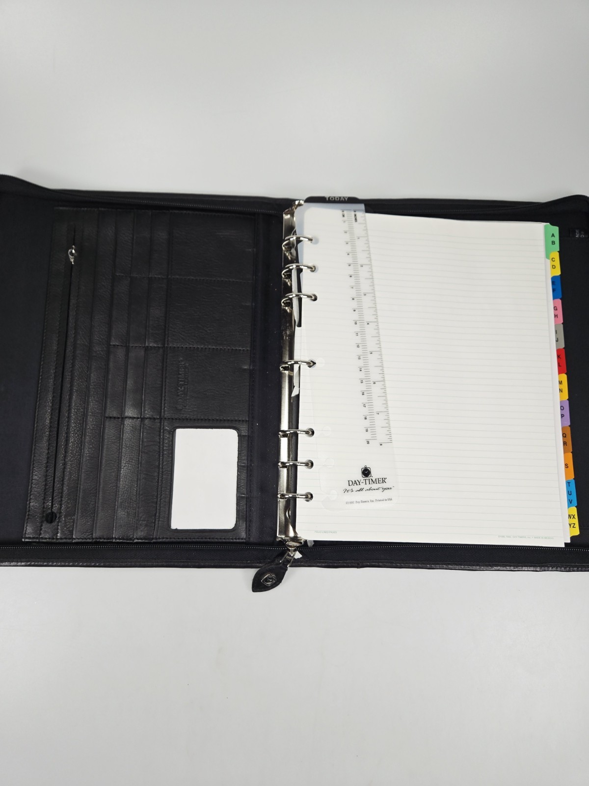 Vintage Daytimer Zip Around Organizer Planner Genuine Leather 11×13 Calender