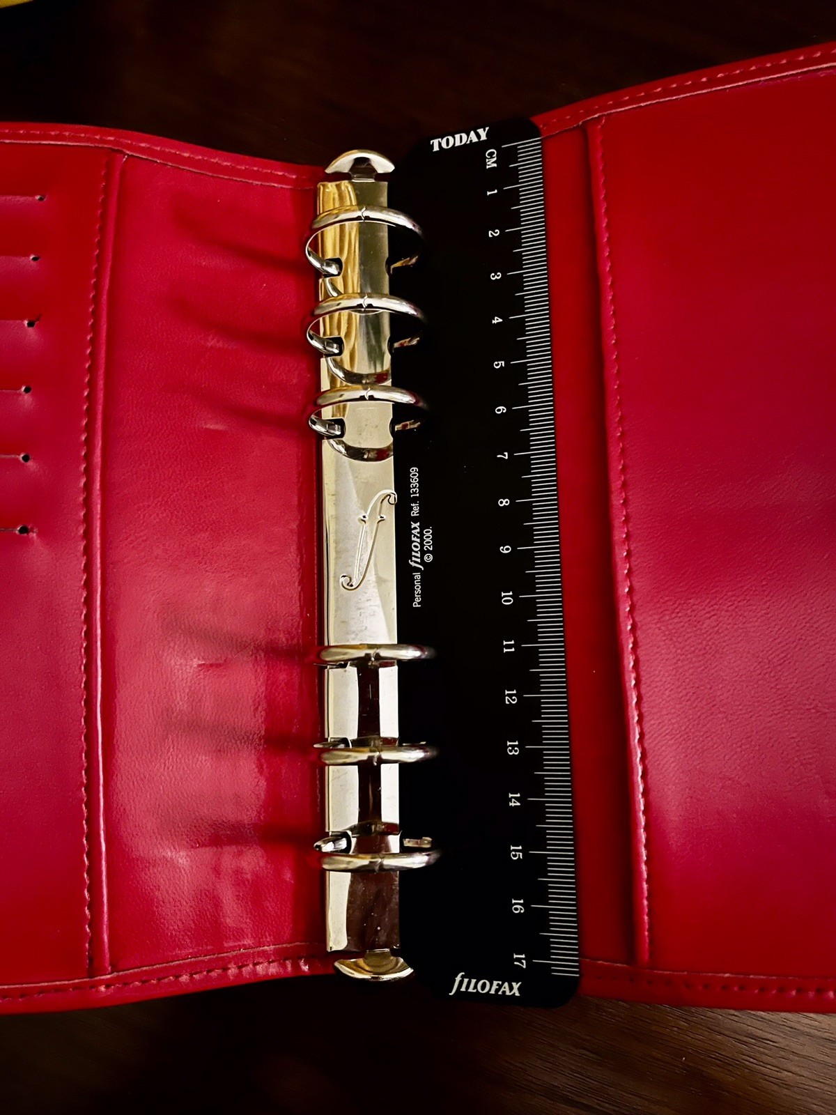 Vintage Filofax Personal Keswick 6-Ring Organizer Planner Red EUC