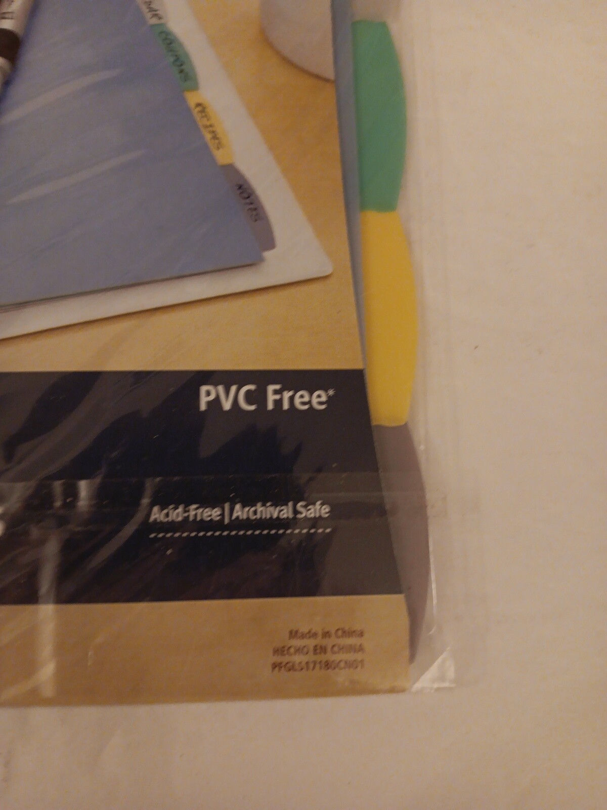 Avery 17180 5.5″ X 8.5″ Write On Plastic Dividers 5 Tabs Fits 3 Or 7-Ring Binder
