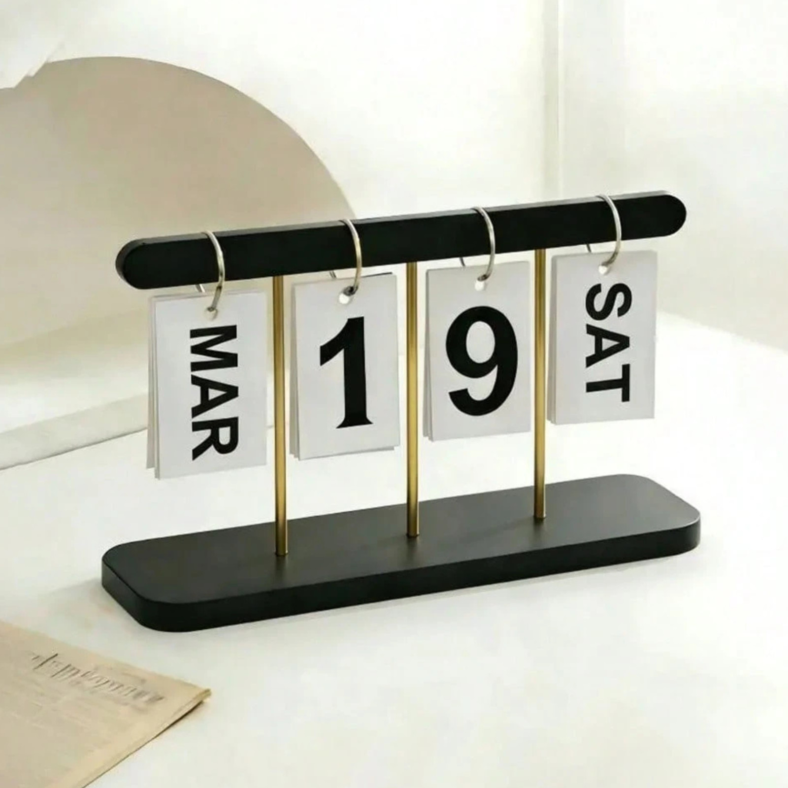 1X Flip Page Desk Calander Office Home Ring Turn Page Standing Fortune Calendar