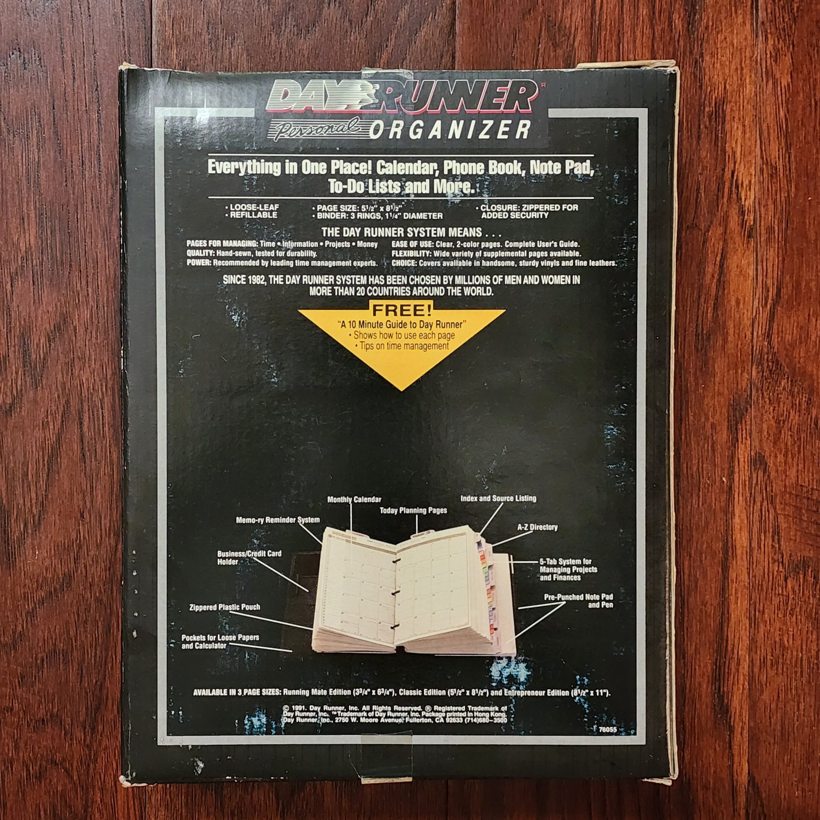 Vintage 1994 DayRunner Classic Edition Personal Organizer 3-Ring Day Planner