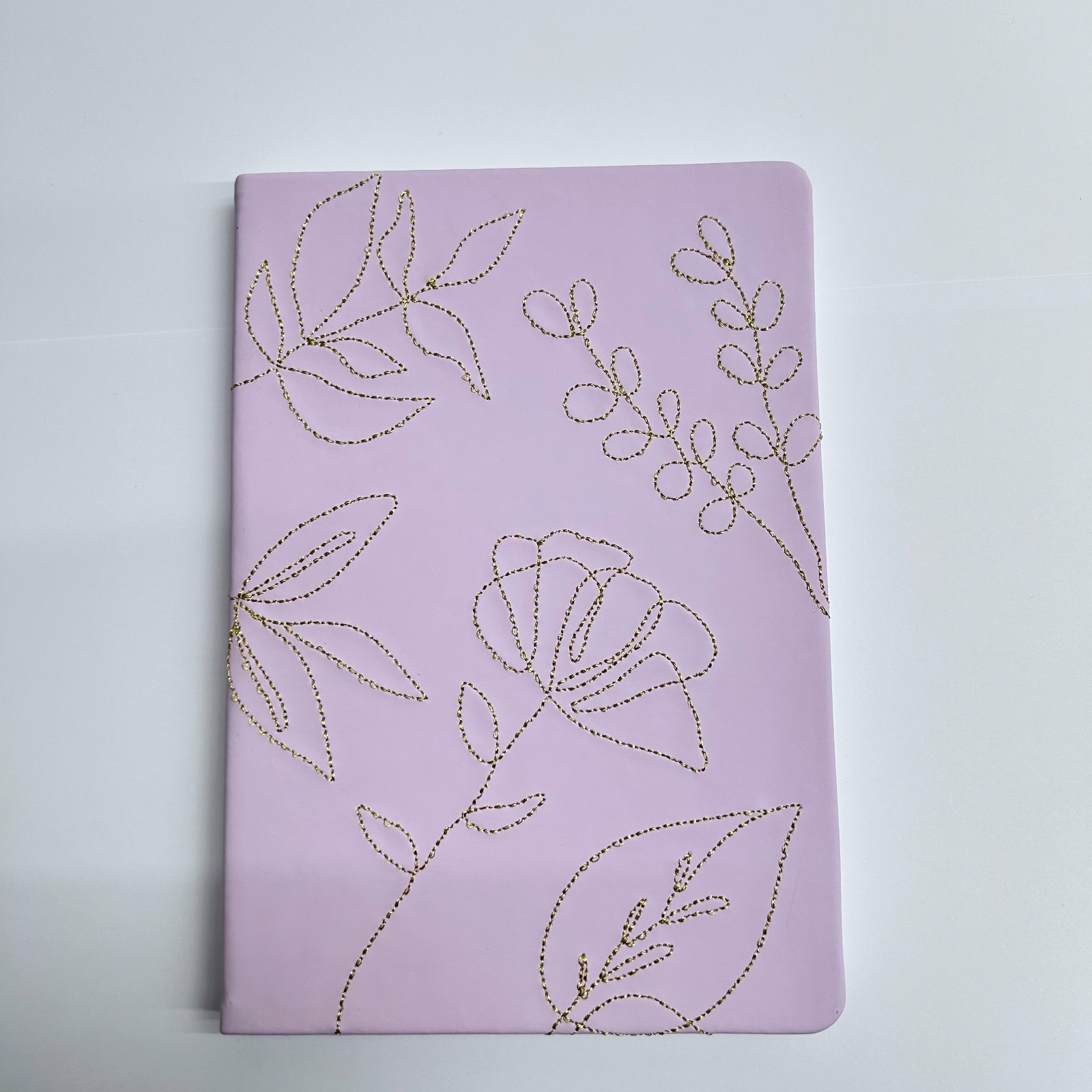 Eccolo Medium Lined Journal – Gold Stitched Botanical Journal (5.75×8.25 inches)
