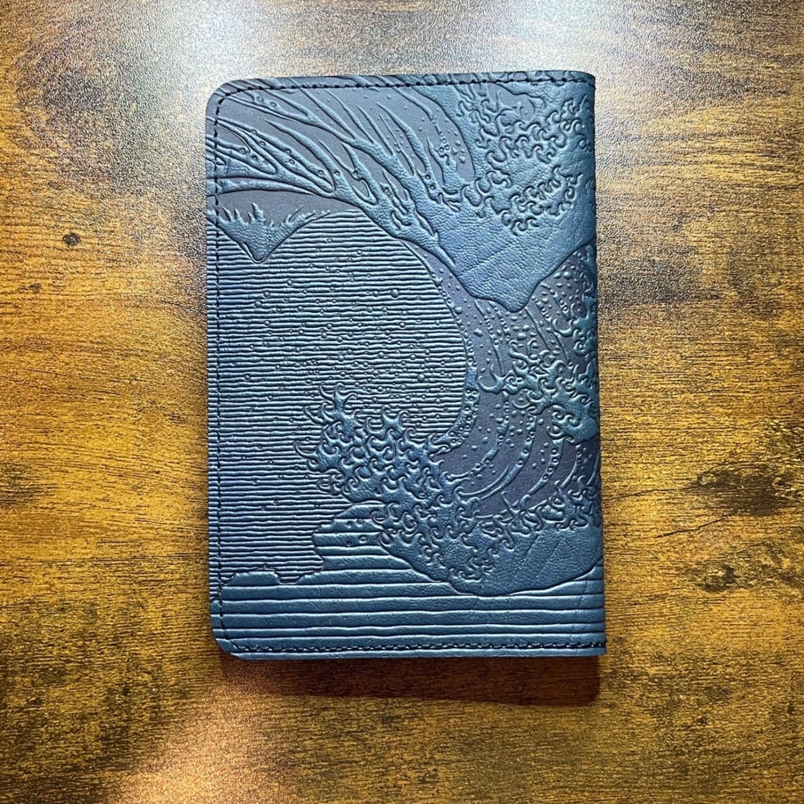 Oberon Design Navy Leather Great Wave Refillable 4″x6″ Notebook Cover Hokusai