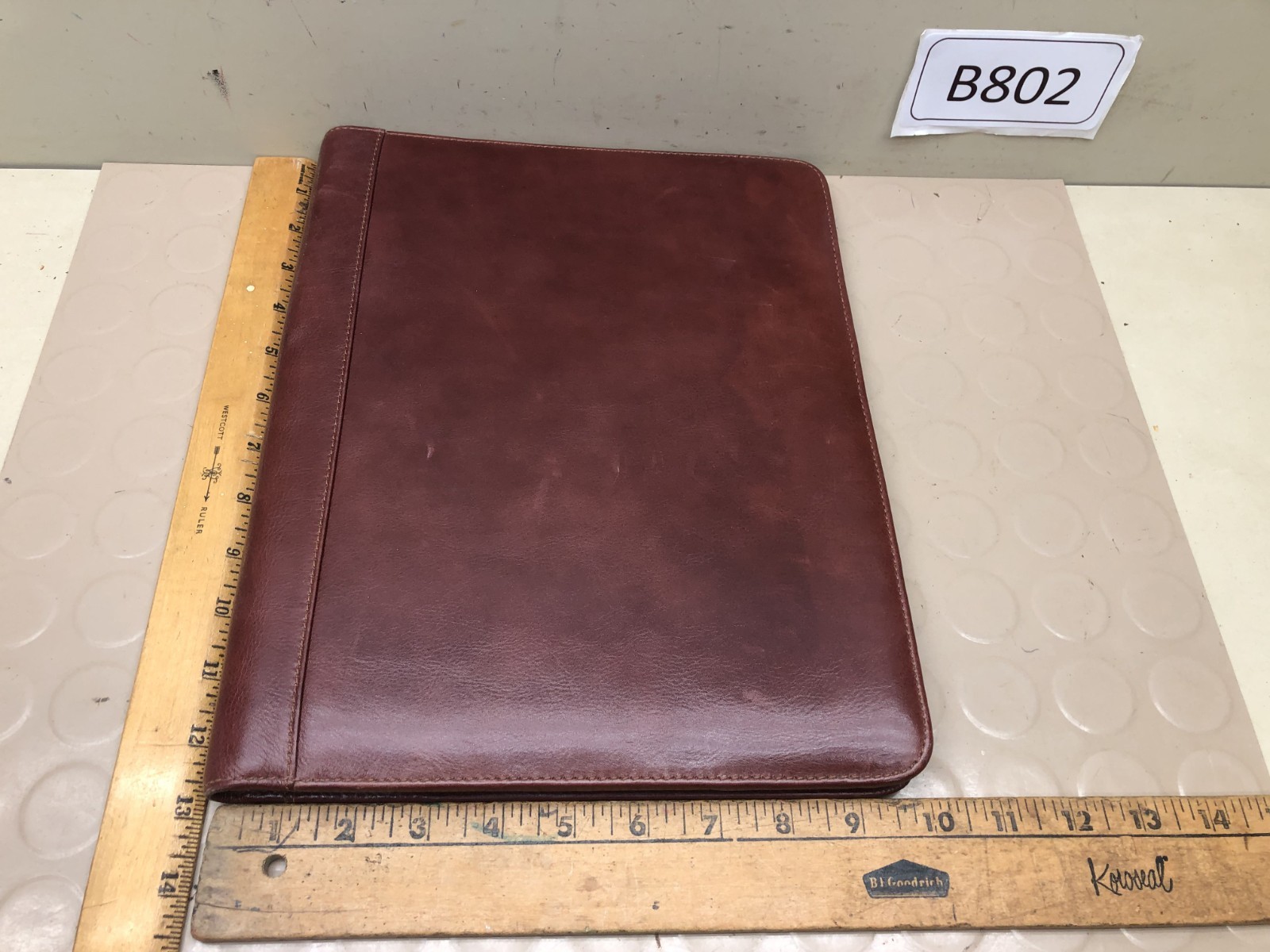 Vintage Padfolio 8.5×11 Letter Portfolio Pen Slot Burgundy