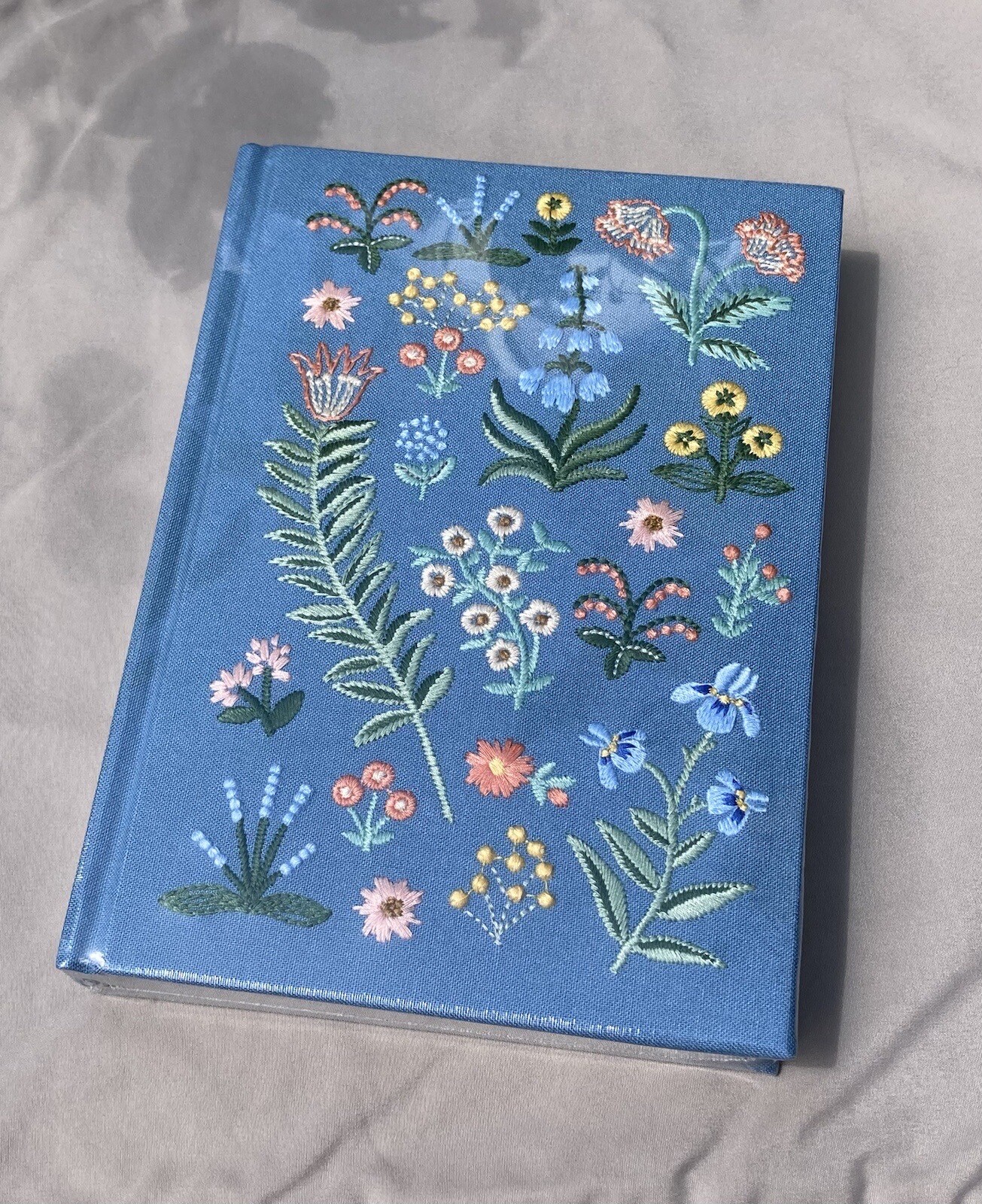 RIFLE PAPER CO. Menagerie Garden Floral Embroidered Blue Cloth Journal NEW
