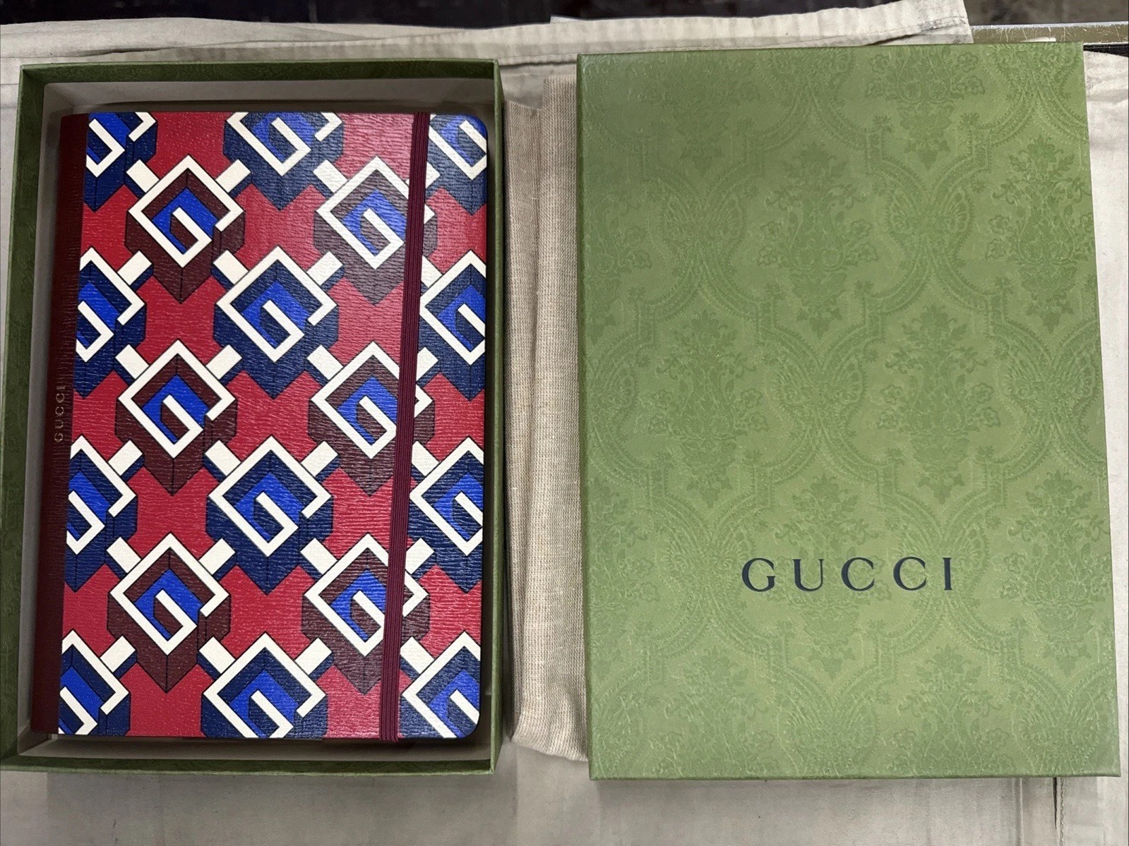 NIB! Authentic Gucci Luxury Notebook Journal Geometric G Printed Red 1001043520