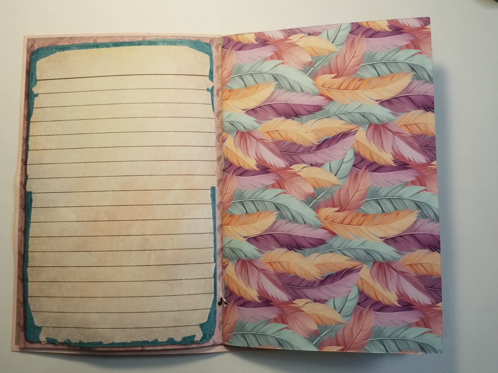 Junk Journal Blank Booklet “DREAMER” Dreamcatcher, Pastel LG 8.5″x5.5 ” 40pgs