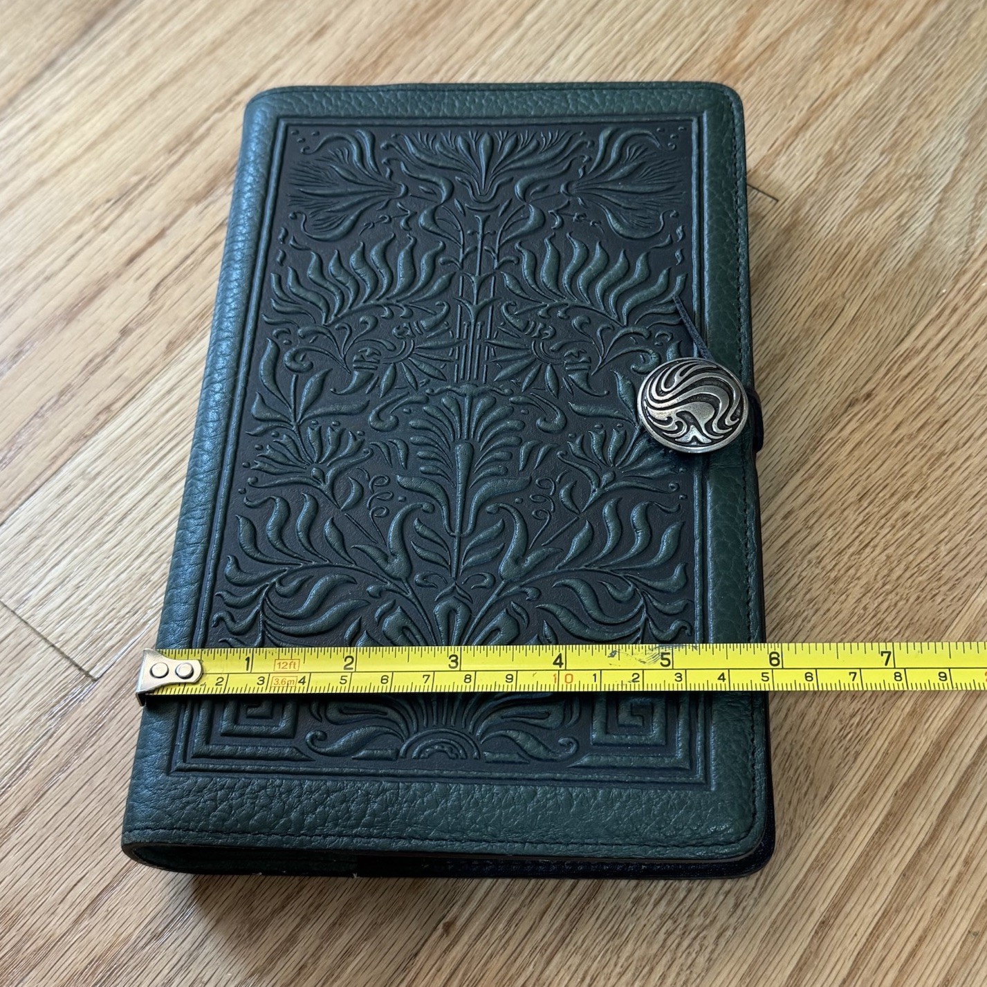 Oberon Design 6” x 9” Green Celtic ‘Thistle’ Leather Journal Cover & Insert READ