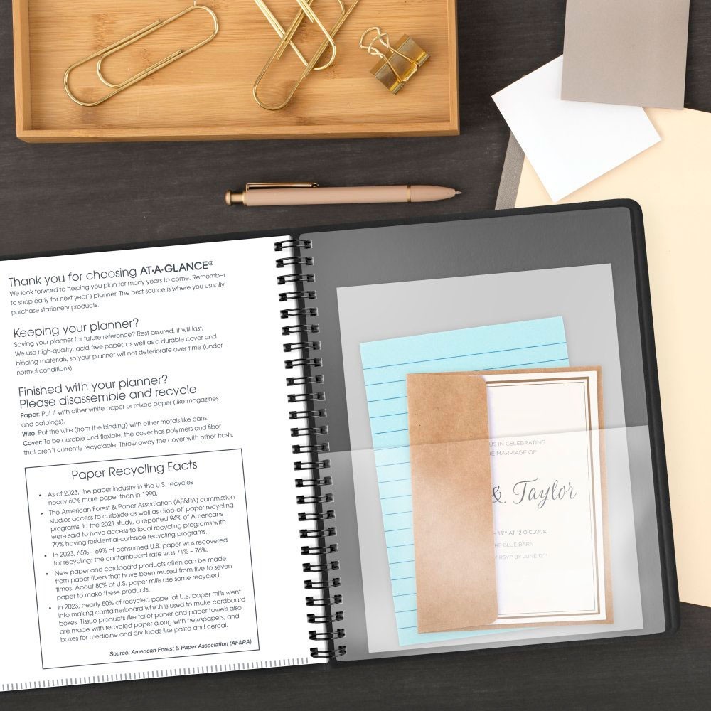 2026 At-A-Glance 70-865 Weekly Appointment Book with Full Weekend, 7 x 8-3/4″