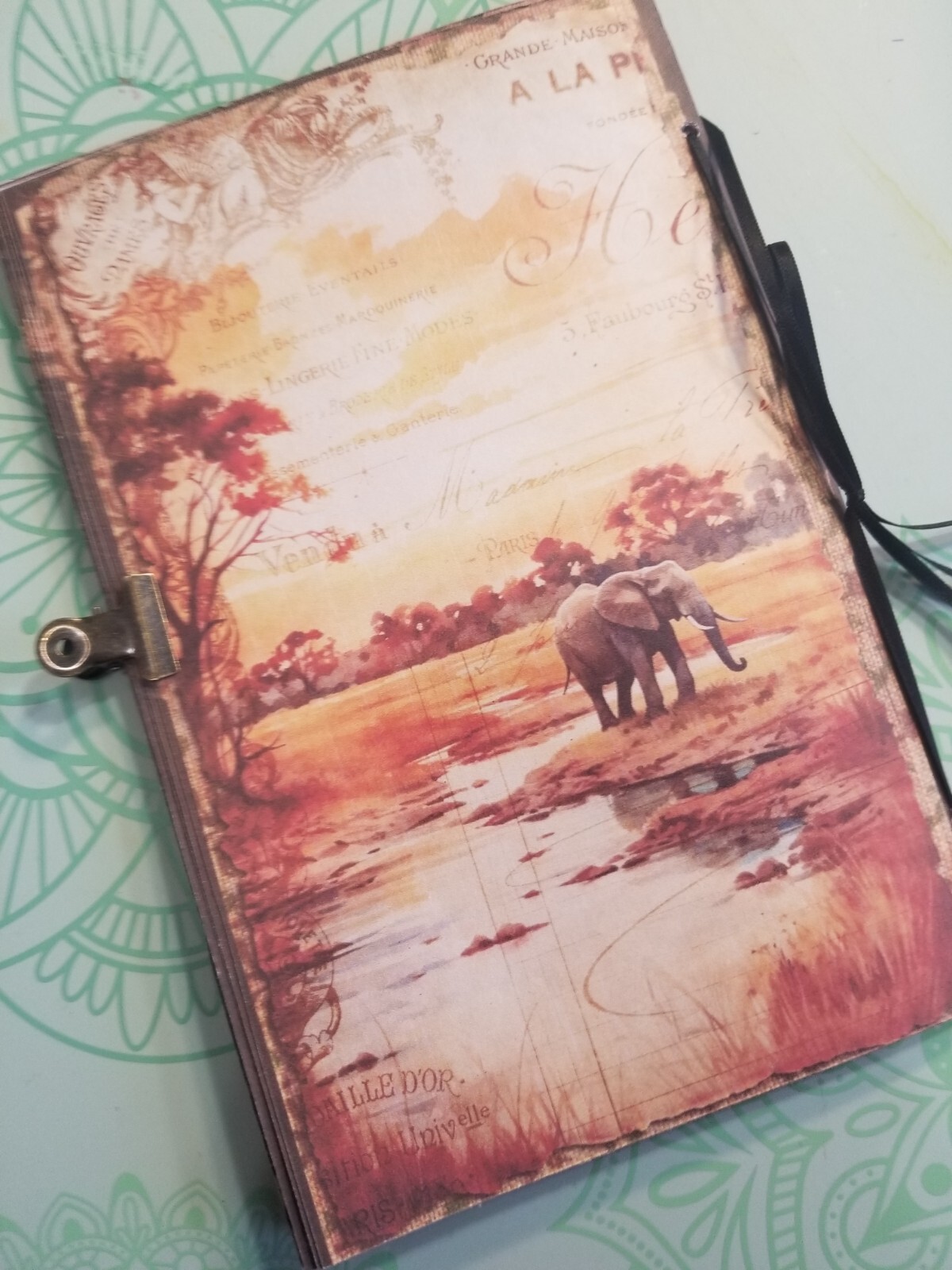 Junk Journal Blank Booklet “WILD KINGDOM” Nature HANDMADE LG 8.5″x5.5″ 40pg