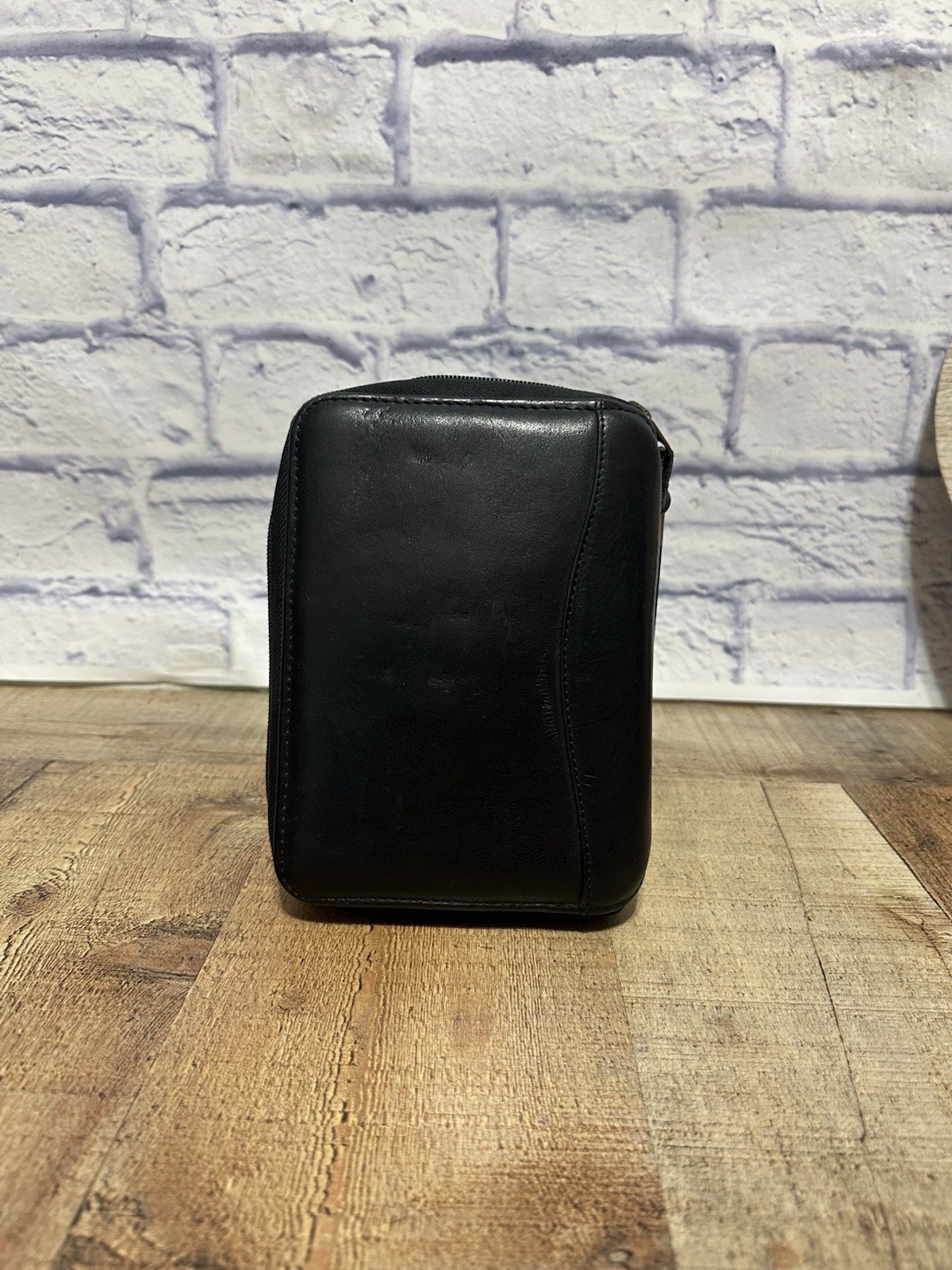 Franklin Covey Vintage 1996 Black Leather Zip Around Planner Organizer Compact