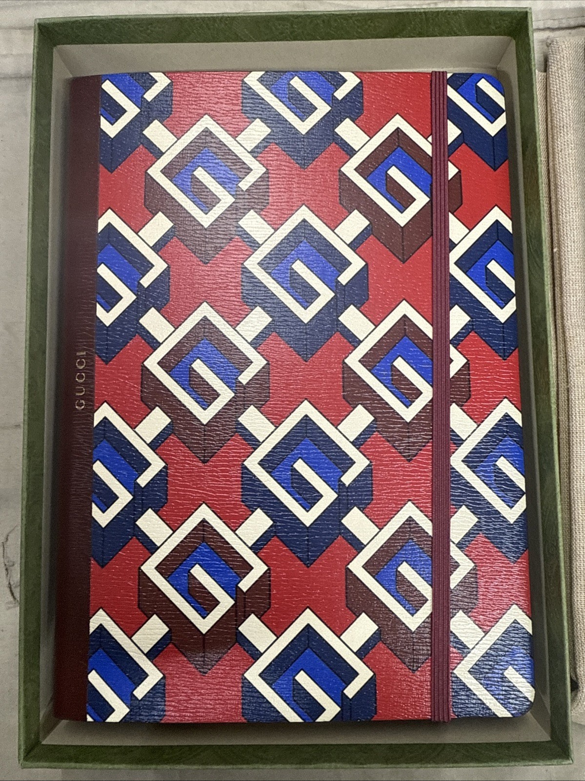 NIB! Authentic Gucci Luxury Notebook Journal Geometric G Printed Red 1001043520