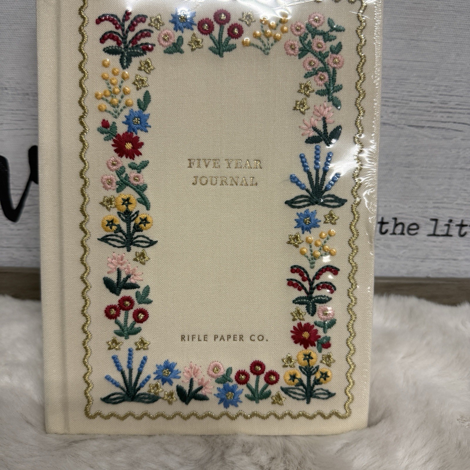 Rifle Paper Co Floral Embroidered Five Year Journal BEAUTIFUL New w/ Flaw