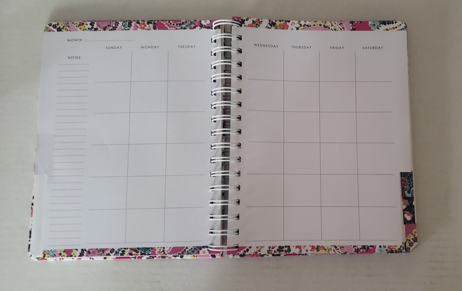 VERA BRADLEY Undated 12 Month Planner Wildflower Paisley Fuchsia Stickers Pink