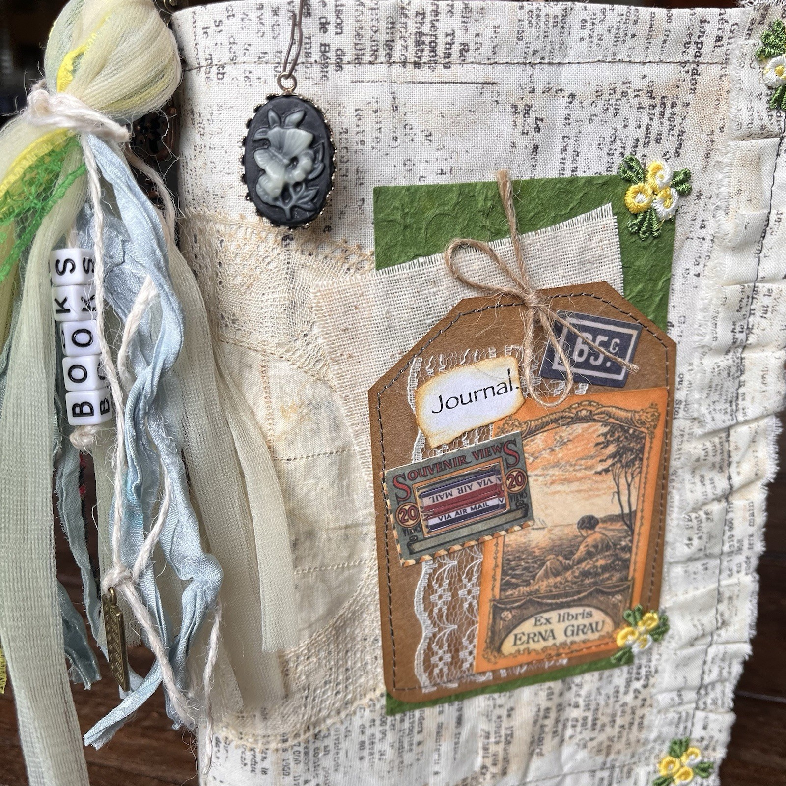 Book Lover Junk Journal Bookish Reader Vintage Softcover 3 Signatures Decorated