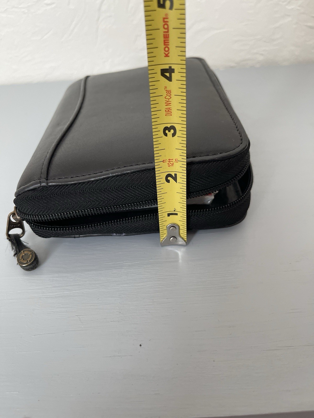 Franklin Covey 6-Ring Zip Compact Planner Black W/new Pages 1996