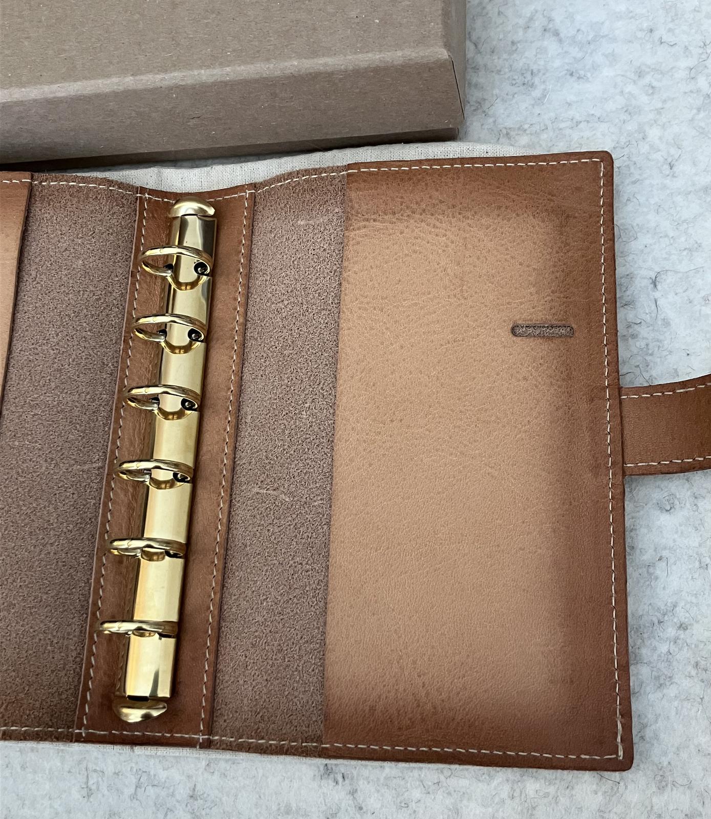 IL BISONTE A7(Pocket Size) Planner Cover in Color Natural