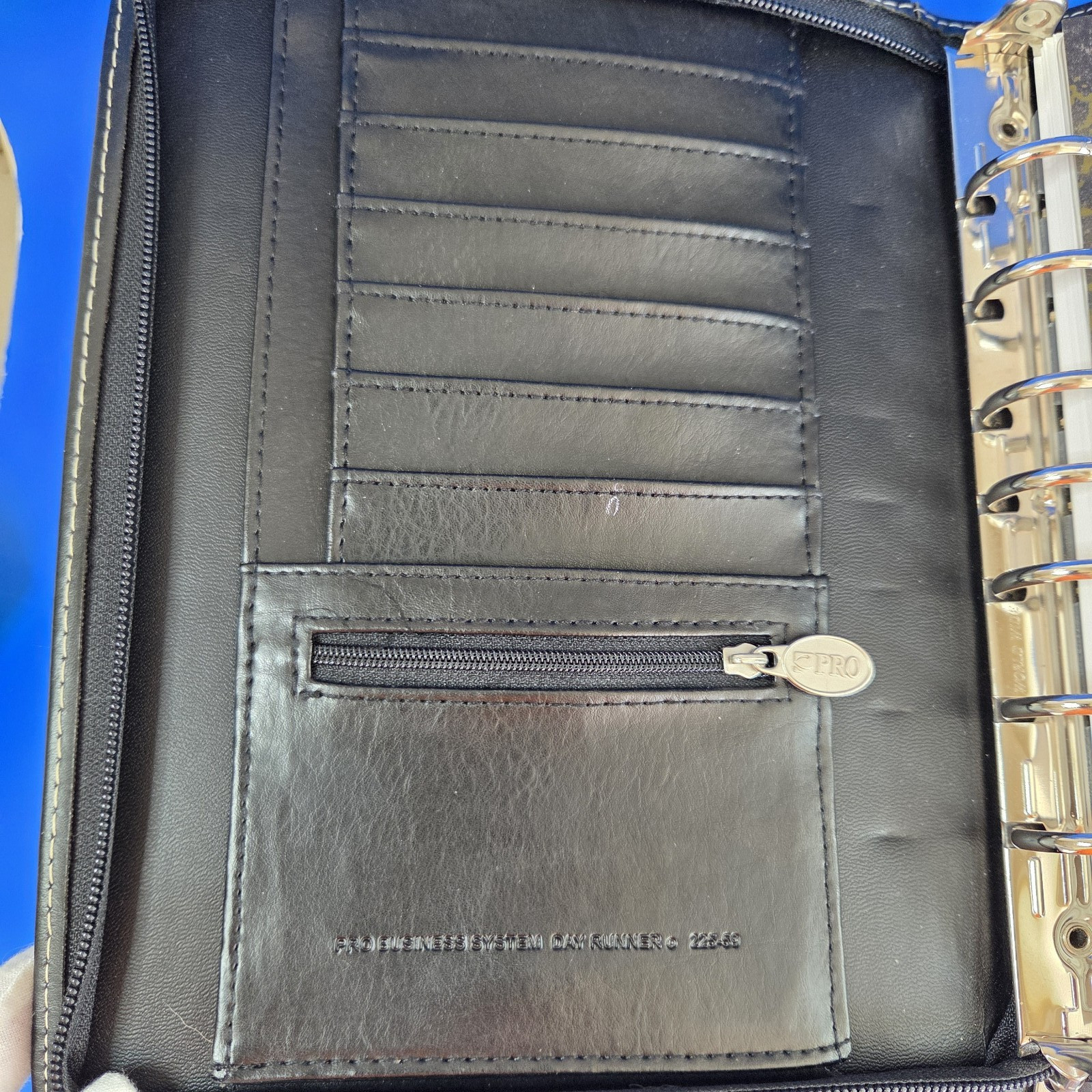 Day Runner Pro Business System Black 7-Ring Binder Planner Full Inside
