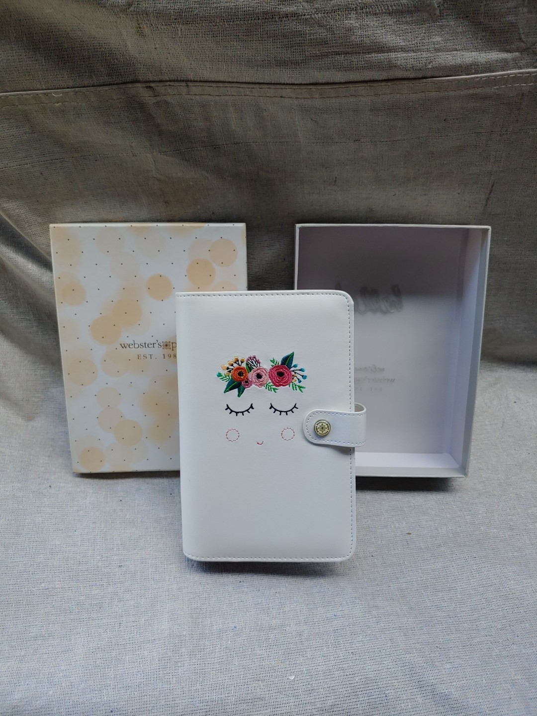 NIB Webster’s Pages Small Planner Spiral Notebook, White Floral, No Calendar