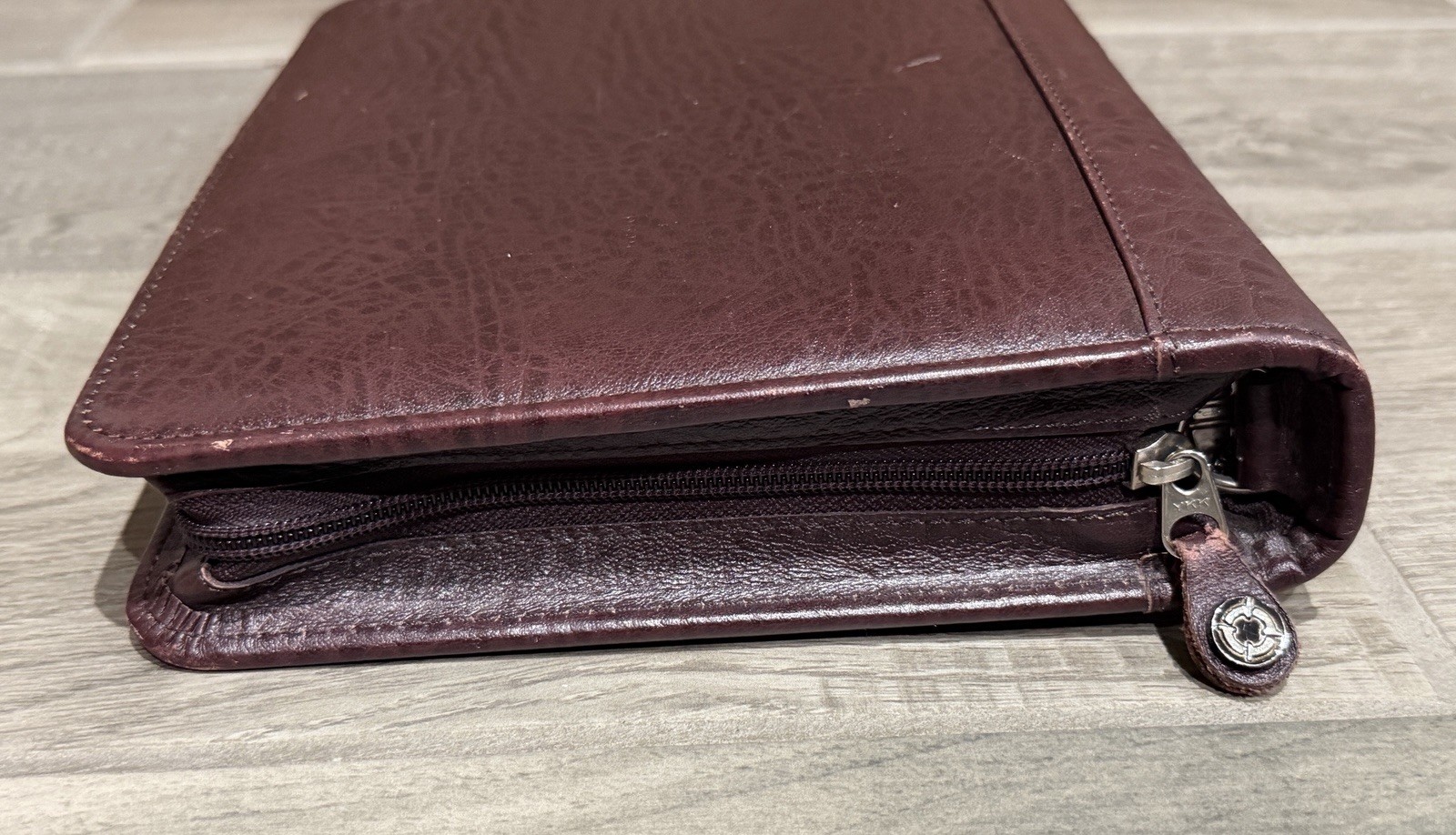 Franklin Covey Burgundy Leather Planner Organizer Binder 7 Ring Zip Around