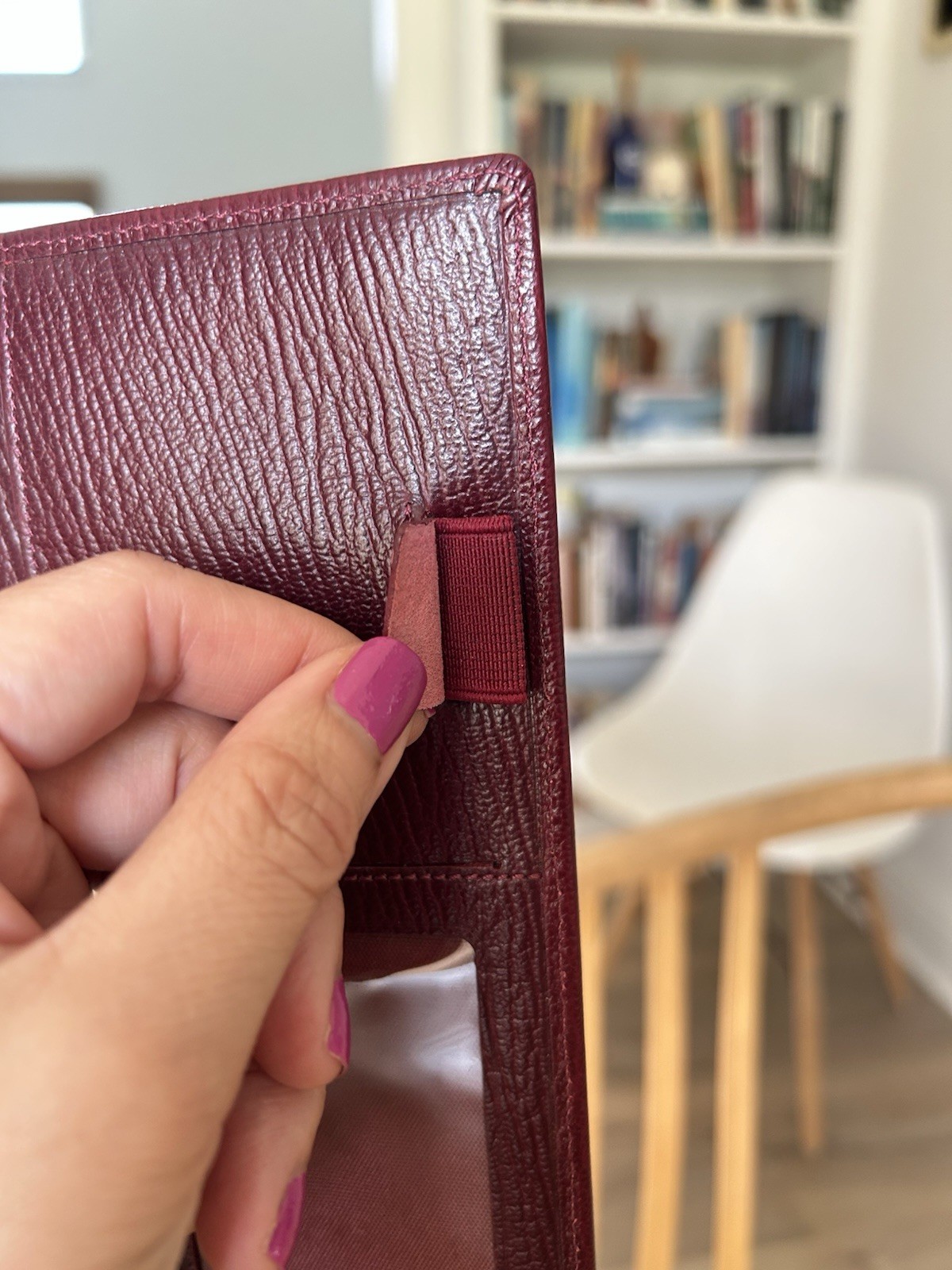 Filofax Chester Slimline Personal Size in Wine Organizer 6-Ring Planner Binder