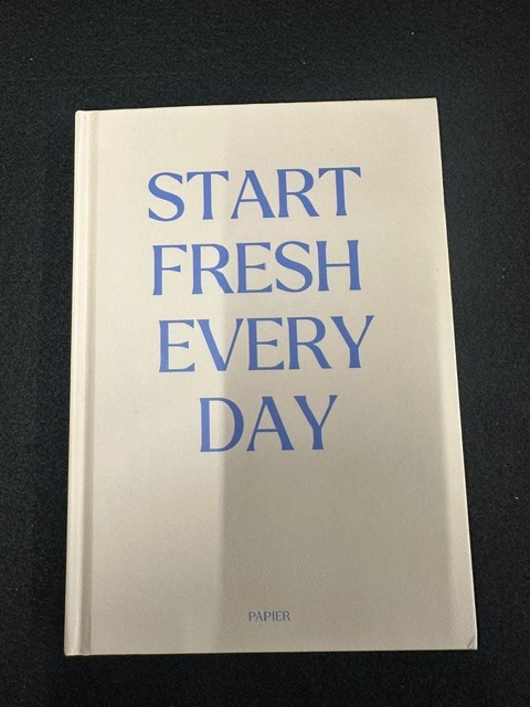 Papier Daily Planner 16-Week Productivity Goal Tracking Hardback