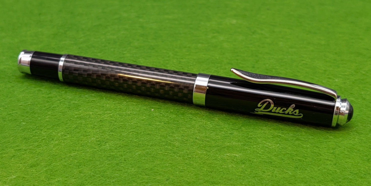 UO Ducks University of Oregon 8.5inx5.25in Yellow Journal and Black DUCKS Pen