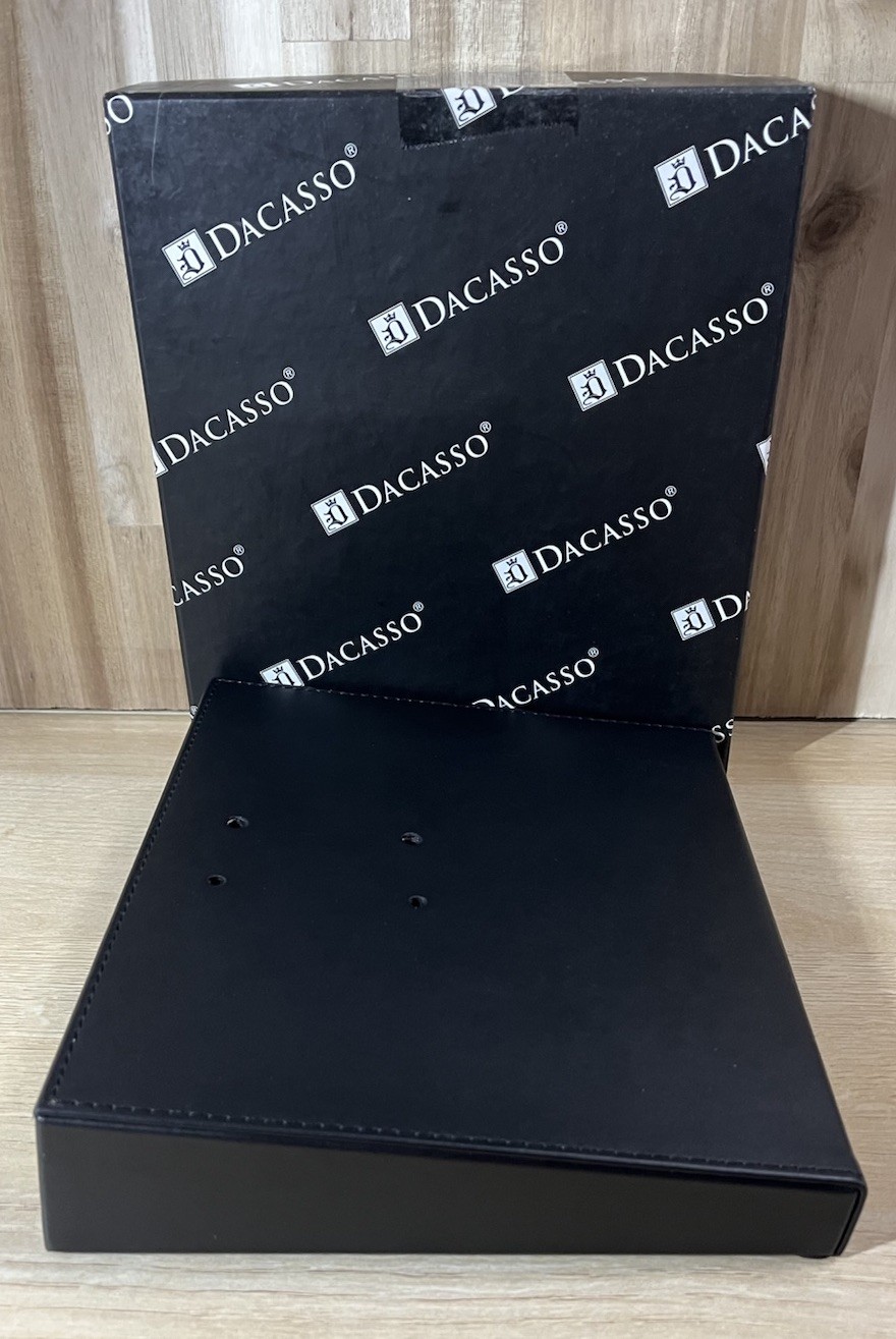 Dacasso A1067 Classic Black Leather 3.5” x 6” Desktop Calendar Holder Base