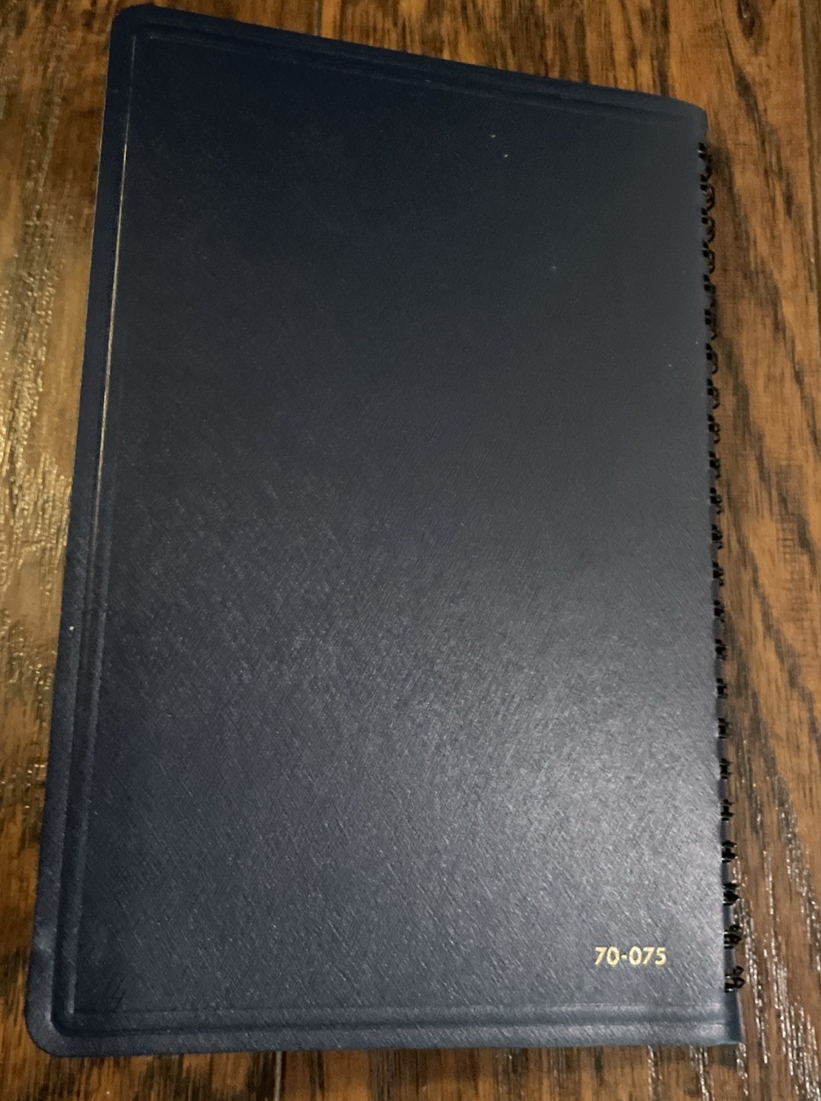 2026 AT-A-GLANCE 5 Weekly Appointment Book Navy (70-075-20-26) Made In USA