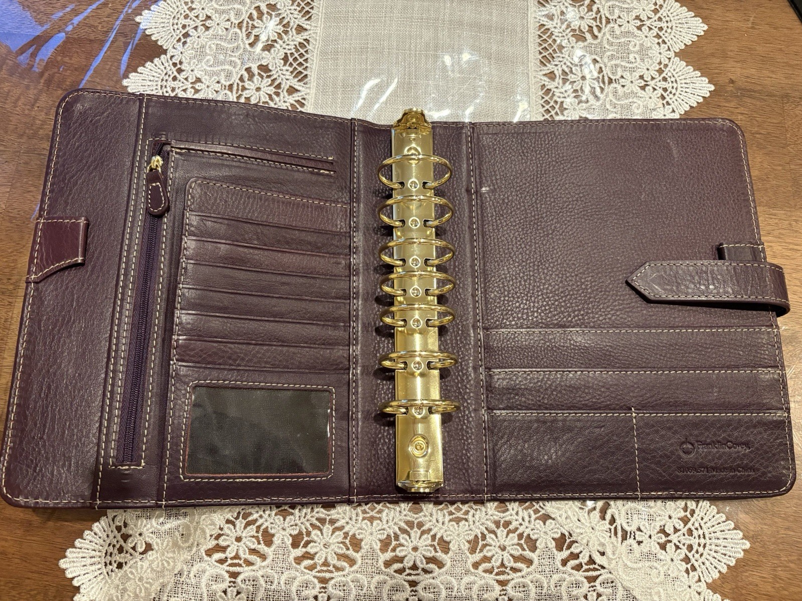 Franklin covey Vintage Aurora Full Grain Italian Leather Classic Purple Plumeria