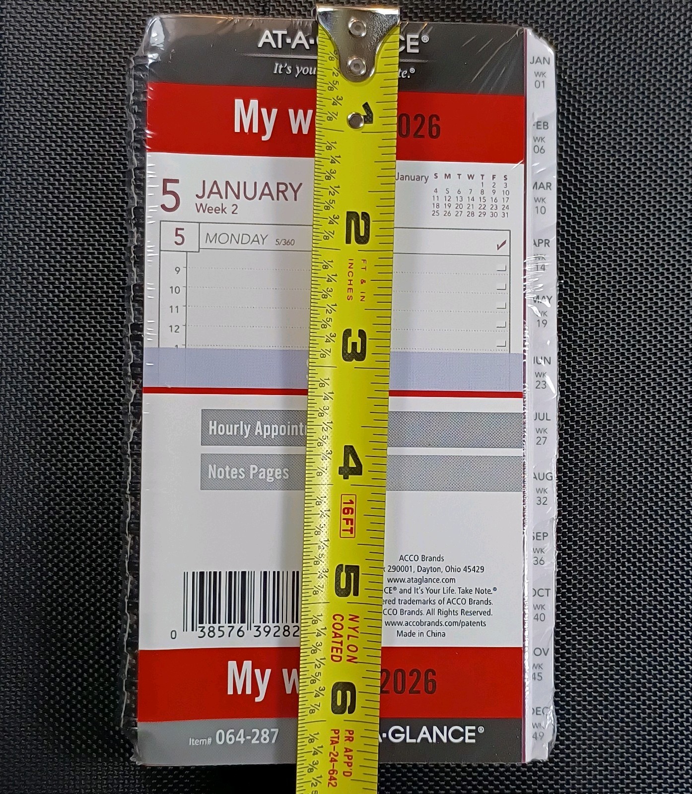 AT-A-GLANCE 2026 Weekly Planner Wirebound Size 2 Item #064-287 Pocket Size. New