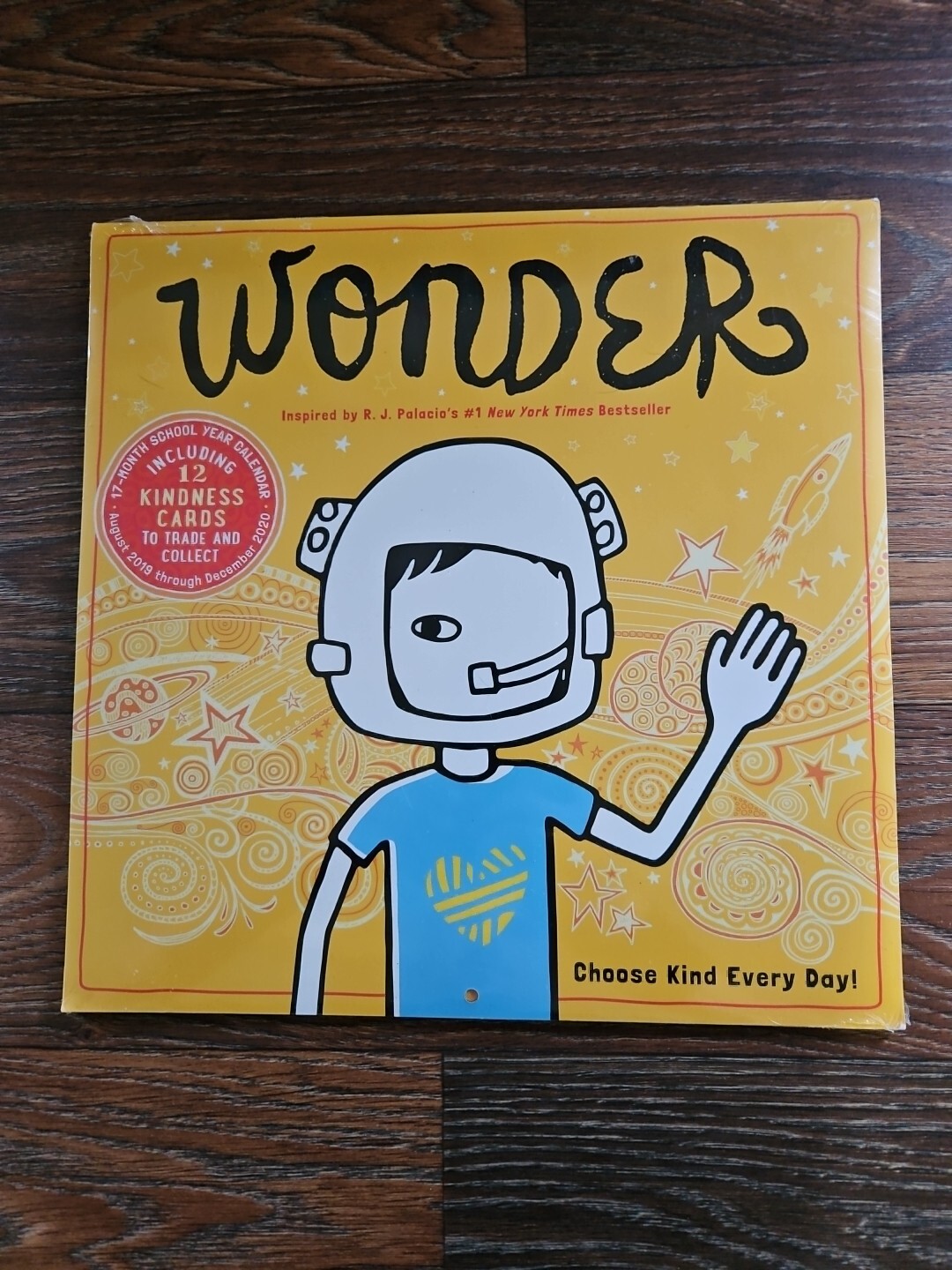 Wonder Calendar RJ Palacio 17-Month 8/2019-12/2020-Includes 12 Kindness Cards