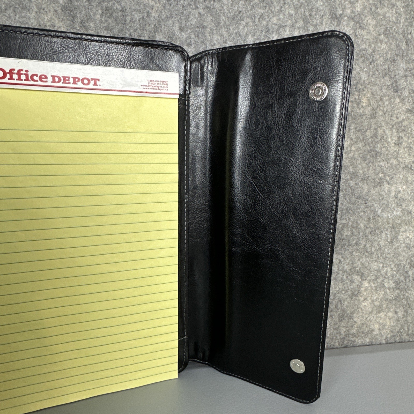 Samsonite Vinyl Tri-Fold Writing Pad, 10 1/2″ x 12 1/2″ Black Organizer Pouch