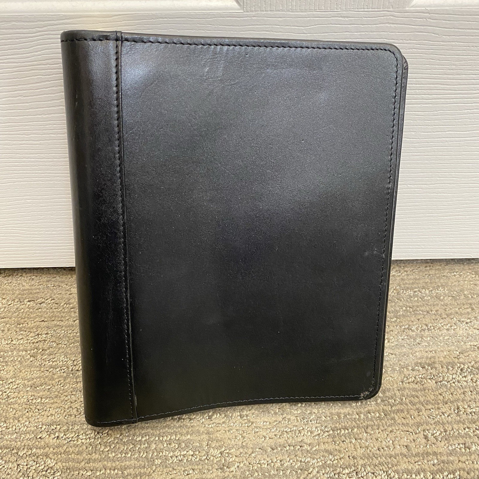 Franklin Covey Classic Black Leather 7 Ring-Bound Open Binder 10212-L Gold Rings
