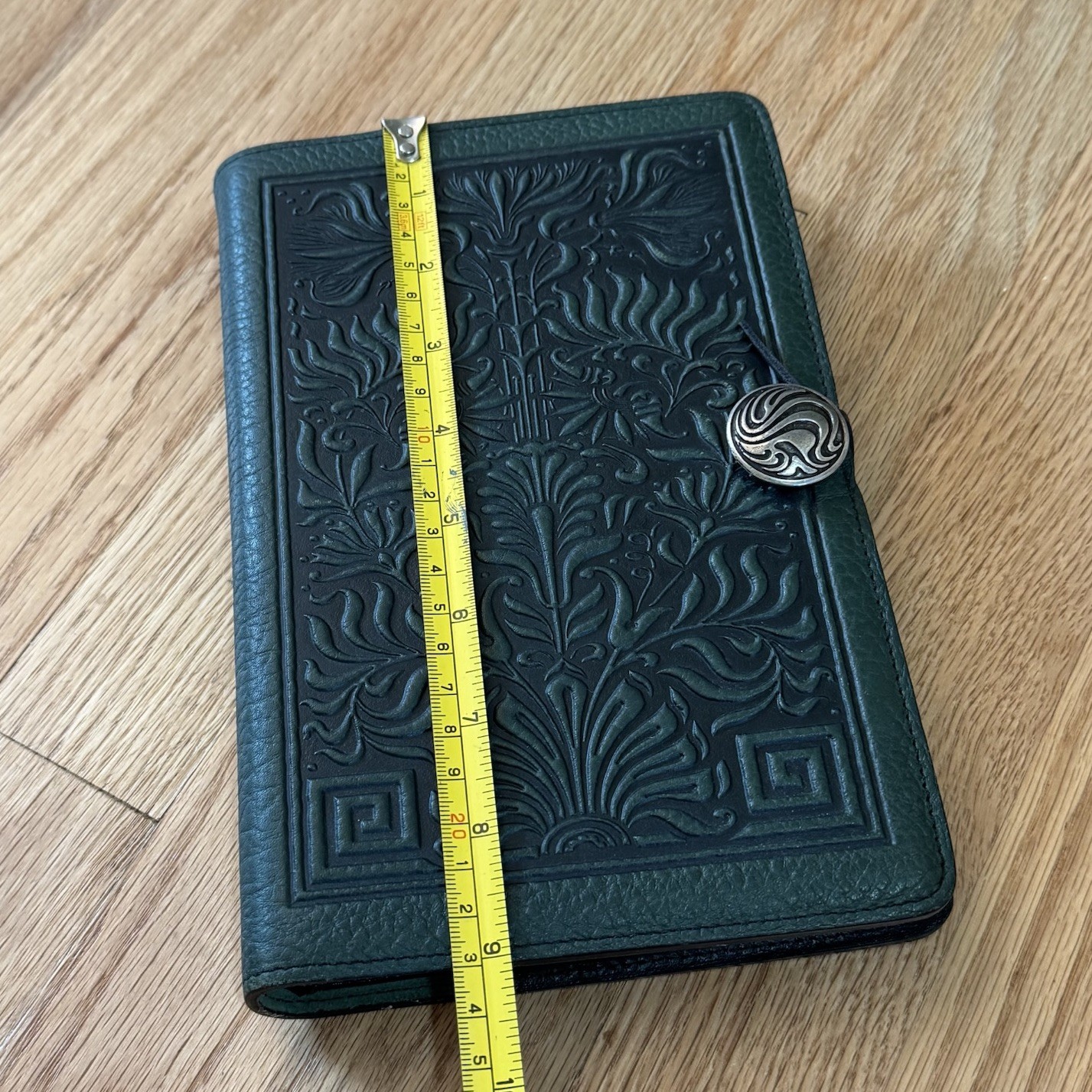 Oberon Design 6” x 9” Green Celtic ‘Thistle’ Leather Journal Cover & Insert READ